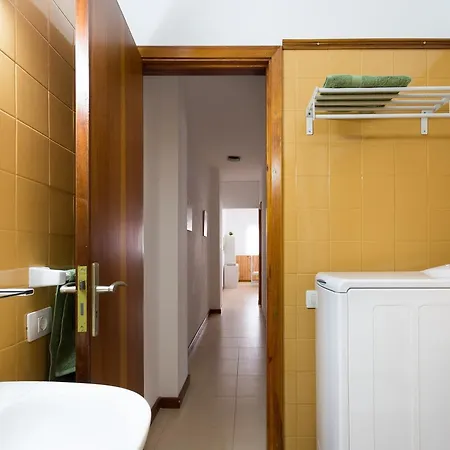 En El Corazon De La Ciudad. Luminoso Y Espacioso Appartement Santa-Cruz de Ténérife